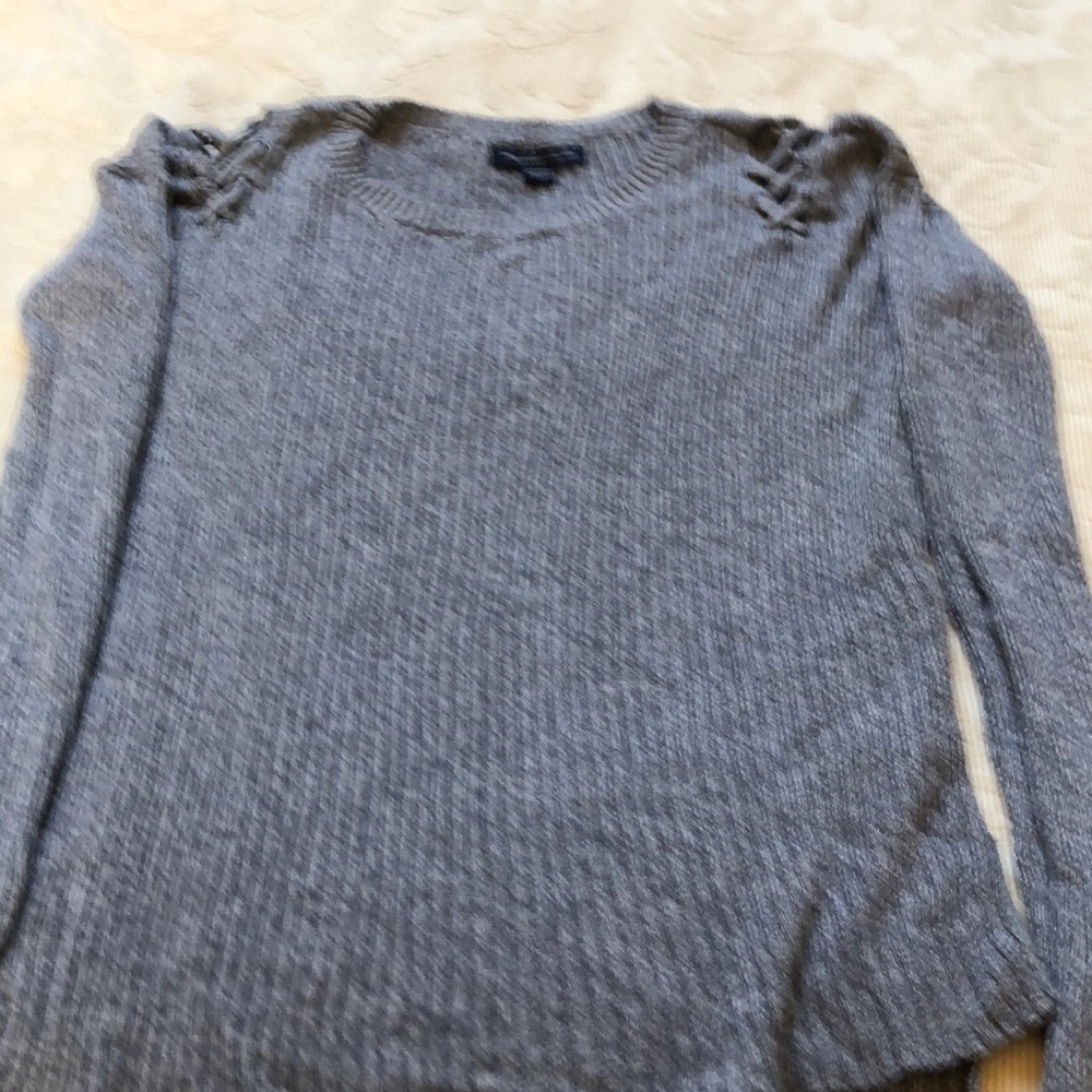 American eagle sweater